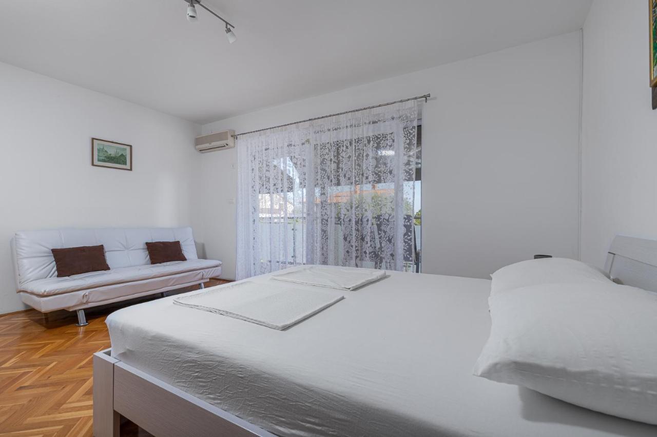 Haus Eva Apartment Novigrad  Luaran gambar