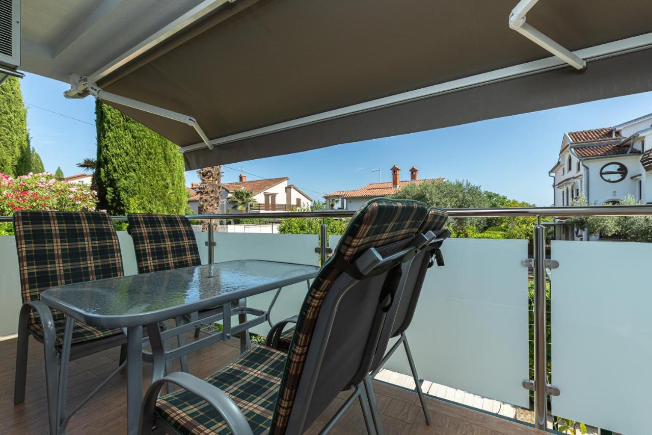 Haus Eva Apartment Novigrad  Luaran gambar