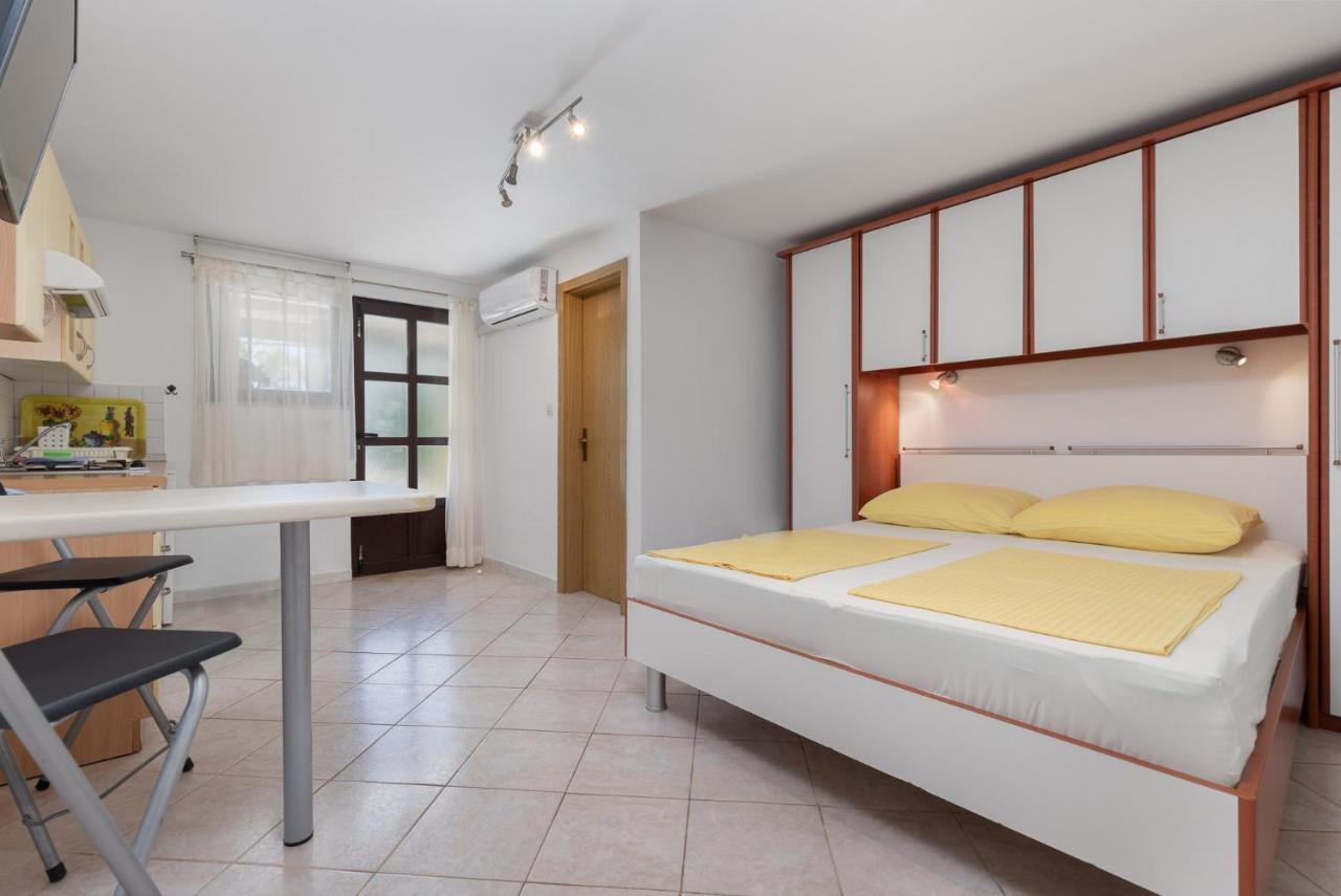 Haus Eva Apartment Novigrad  Luaran gambar