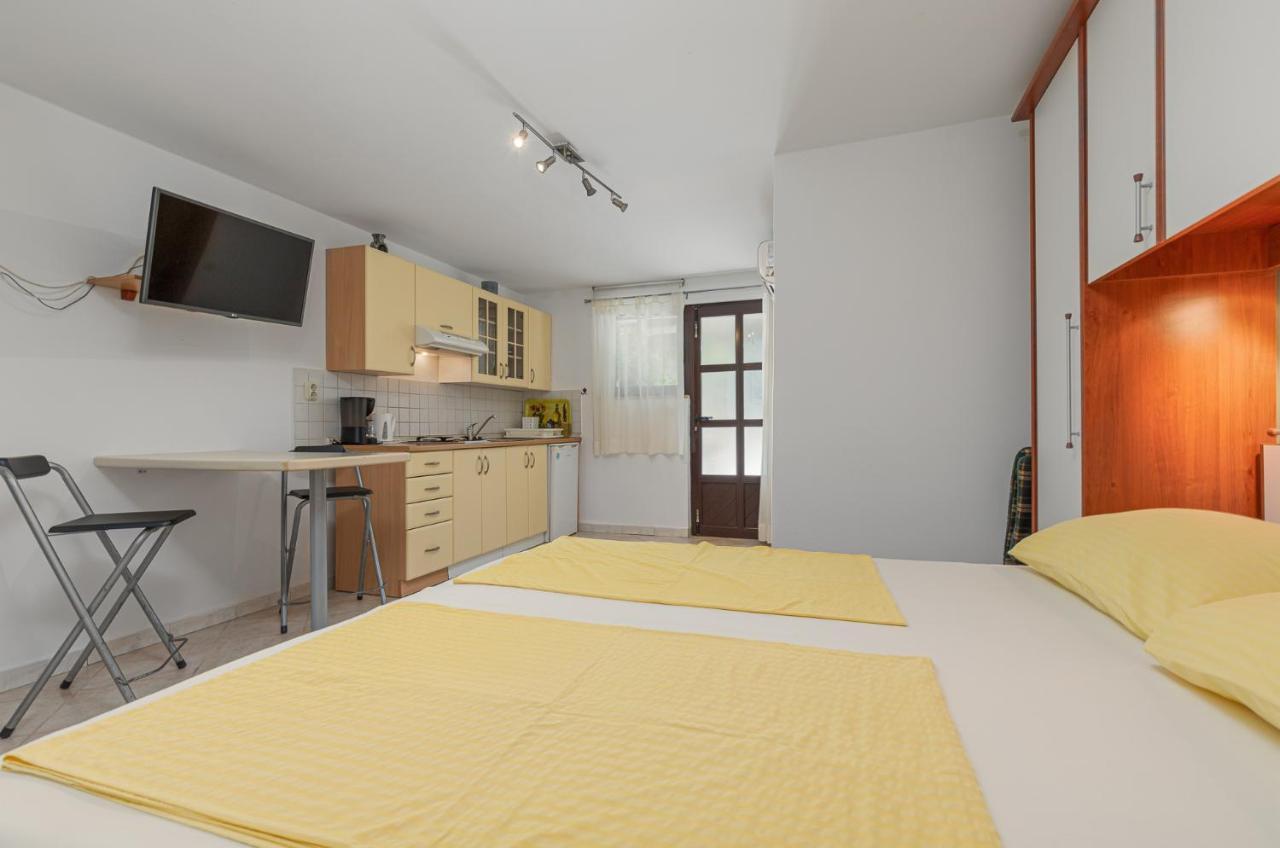Haus Eva Apartment Novigrad  Luaran gambar